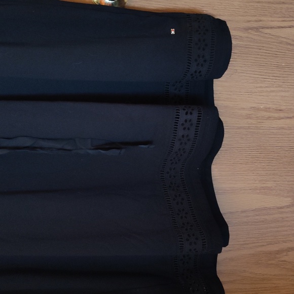 Dress - Picture 4 of 10